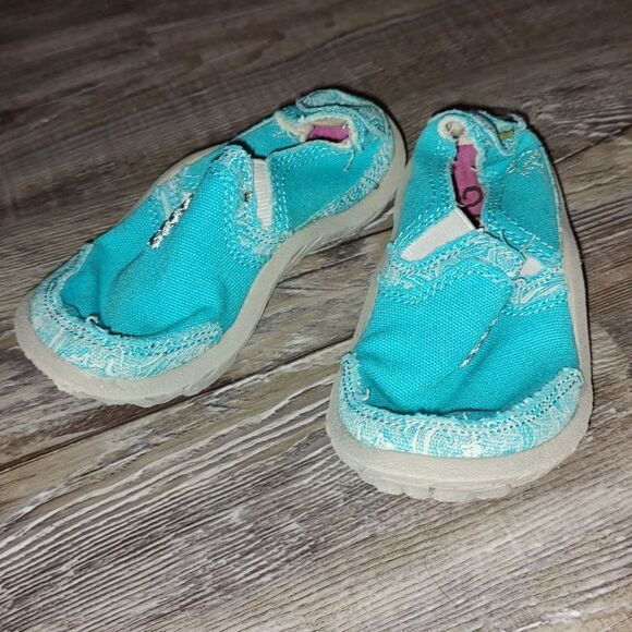 Cushe  turquoise blue slip on canvas shoes  Sz 10 Toddler EUC - Picture 2 of 7